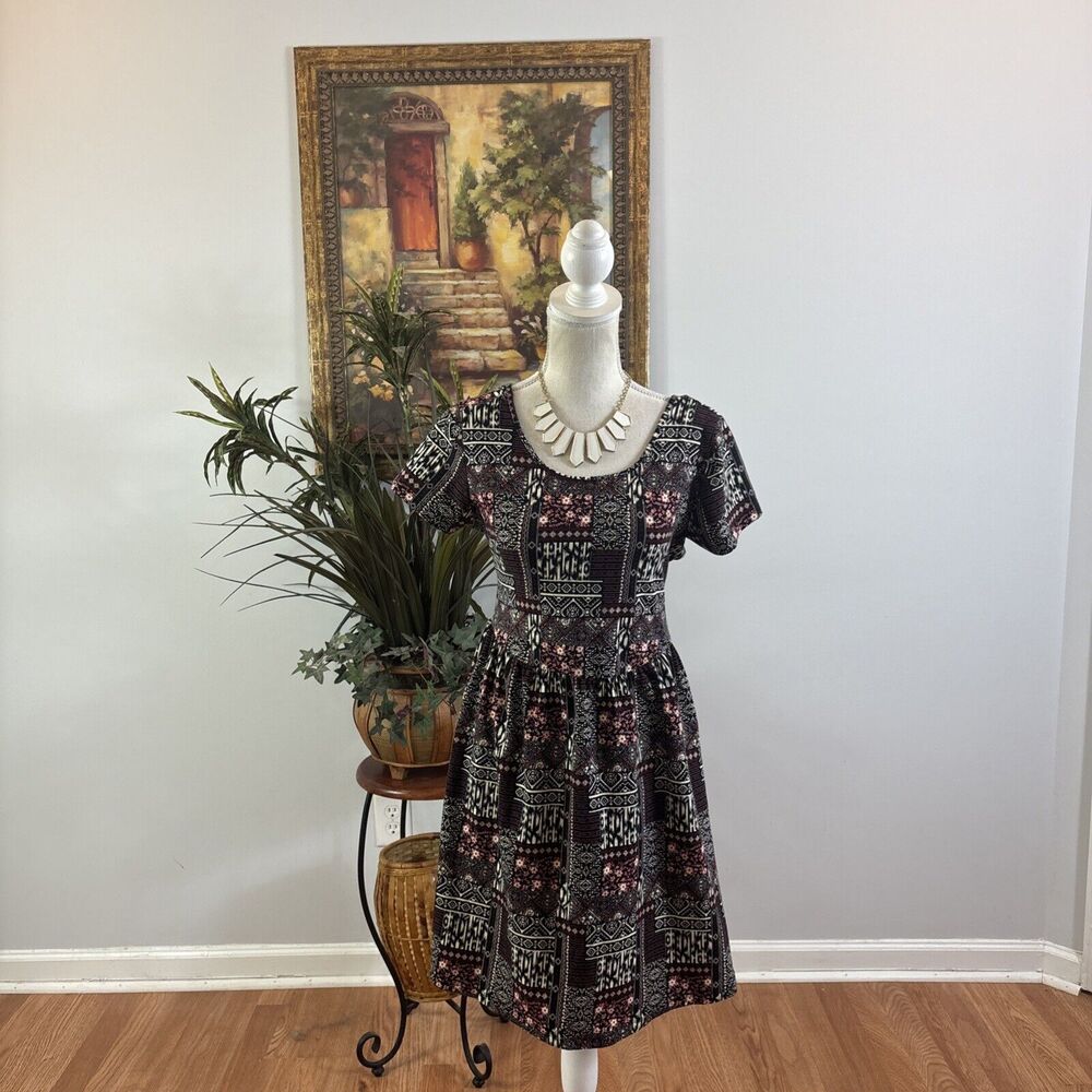Forever 21 Women Dress Size XL Cap Sleeve Cutout Back‎ Scoop Neck Pleated Boho